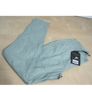 Anatomie quinn embossed sage green small stretch travel pants.